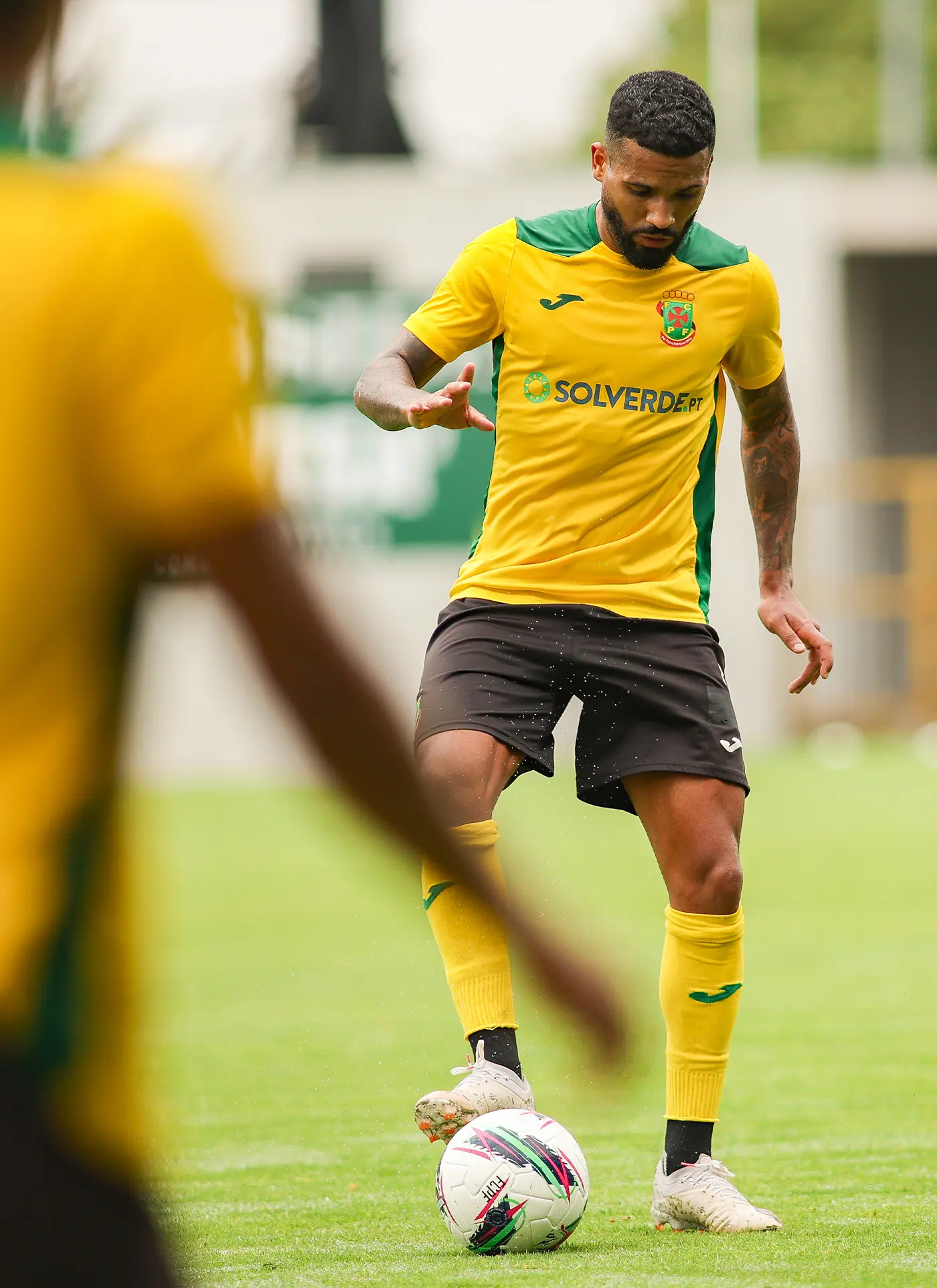 Welton Jr. ao serviço do FC Paços de Ferreira.