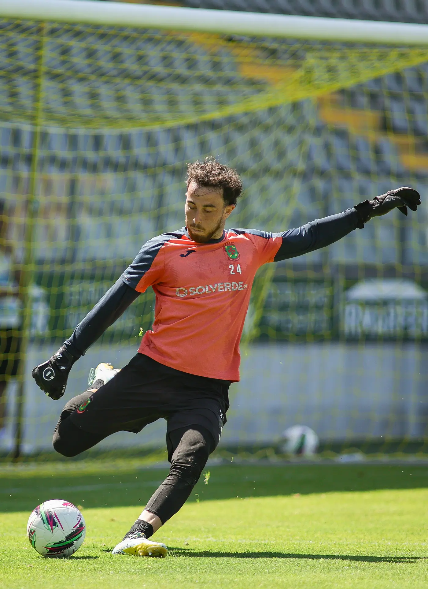 Zé Pedro ao serviço do FC Paços de Ferreira.