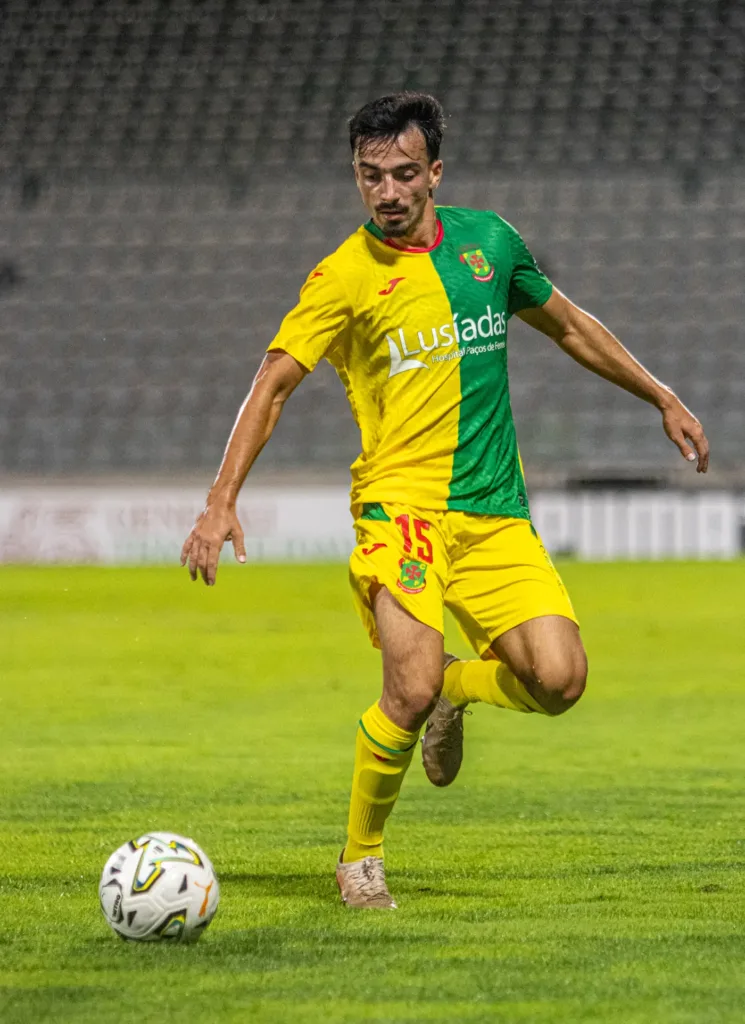 Leandro Dias ao serviço do FC Paços de Ferreira.