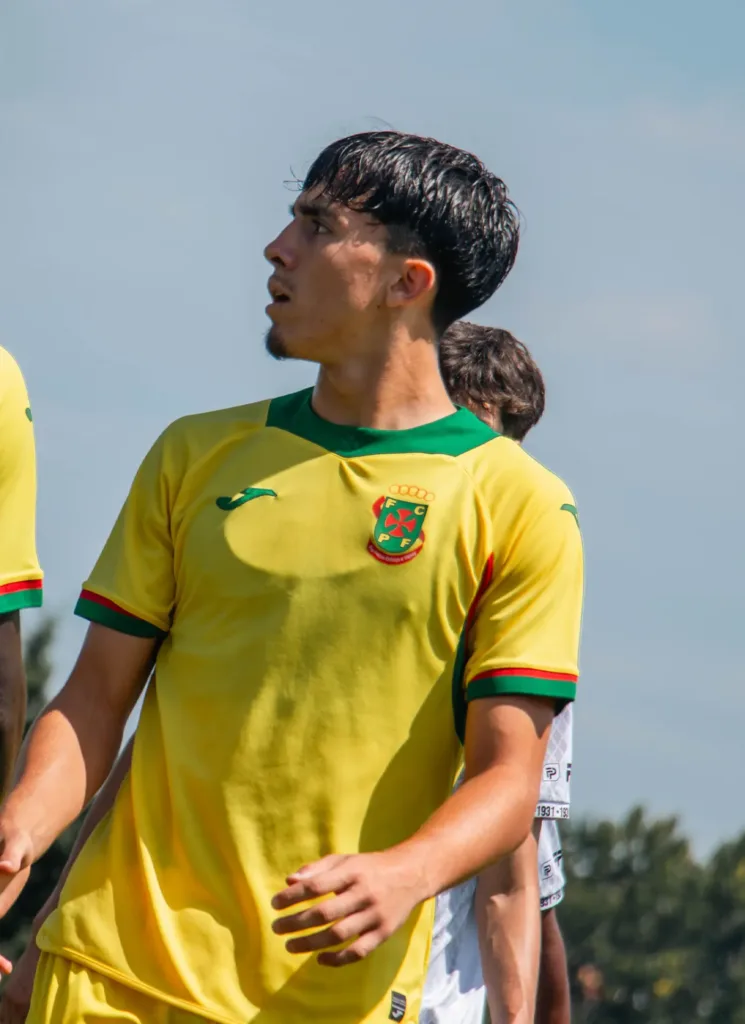 Zé Anunciação durante a pré-época com a equipa principal do FC Paços de Ferreira.