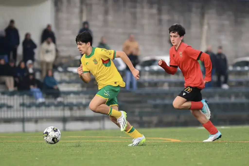 Futebol Formação. Jogo dos Sub-15 B do FC Paços de Ferreira com o FC Penafiel.
