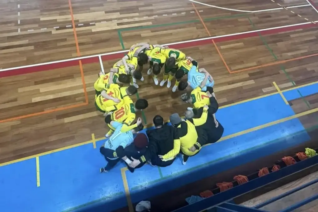 Equipa de Juniores do futsal do FC Paços de Ferreira assinala o fim da Fase de Manutenção com a permanência garantida,