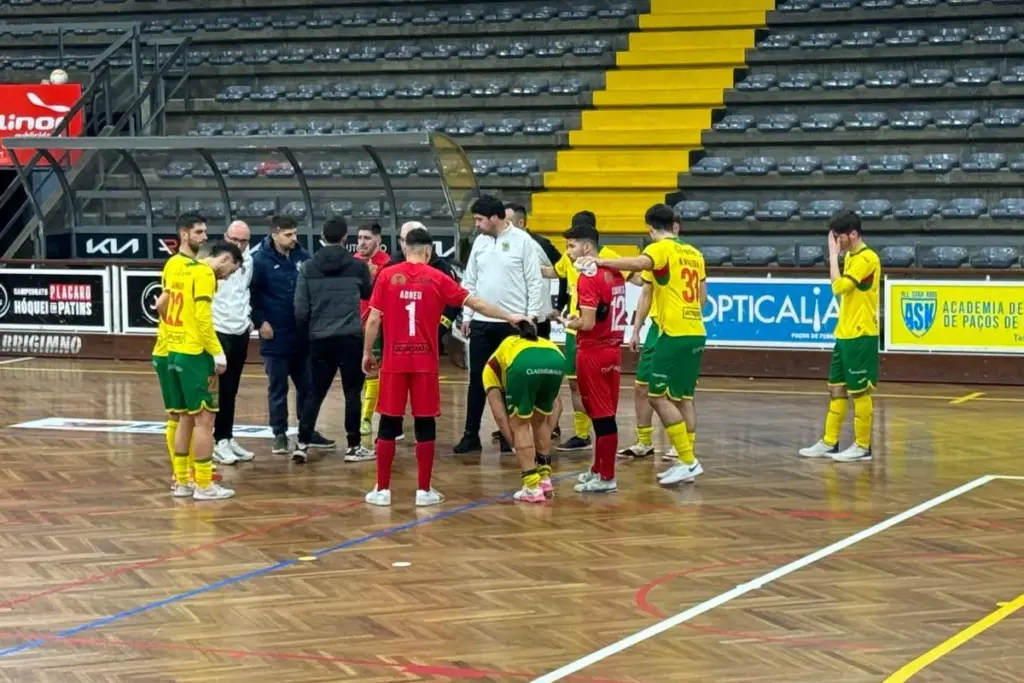 Final do jogo entre Paçso Redifogo futsal e FC Azemeis