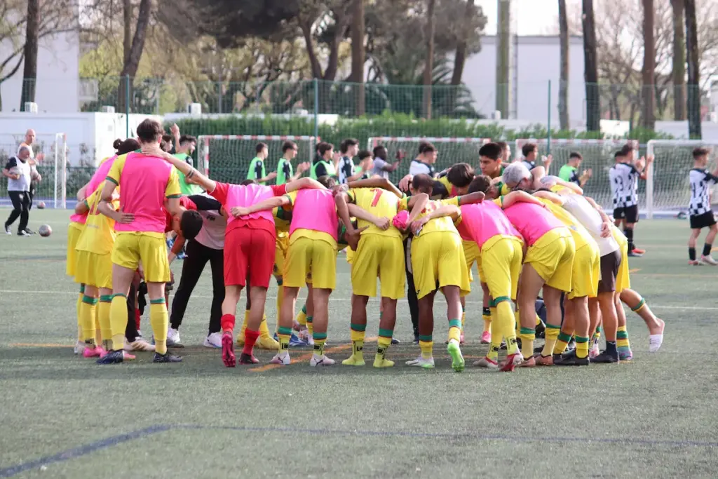 A equipa Sub-19 da formação do FC Paços de Ferreira antes do jogo com o Boavista FC.