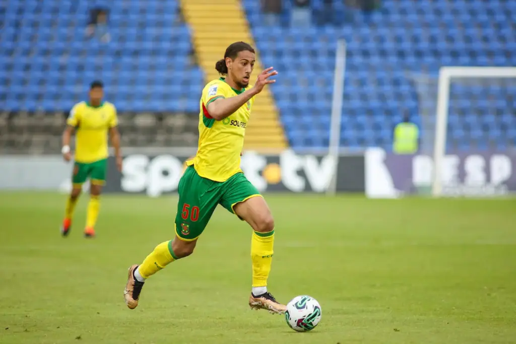 Jójó, internacional pela seleção de Cabo Verde, ao serviço do FC Paços de Ferreira.