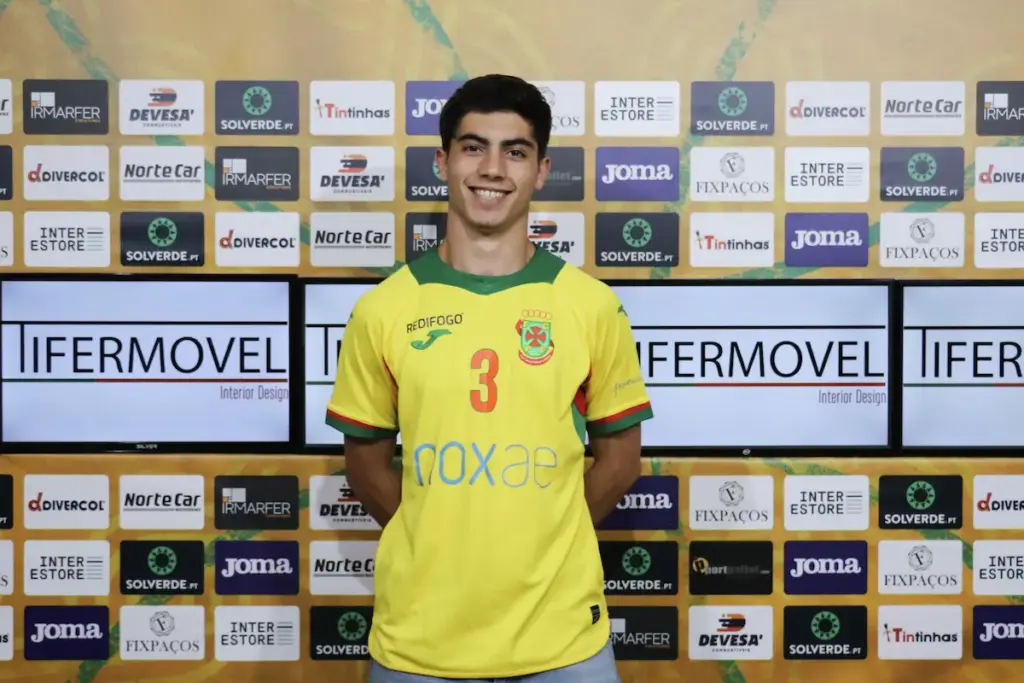 Edgar Vieira na apresentação como atleta da equipa sénior de futsal do FC Paços de Ferreira.