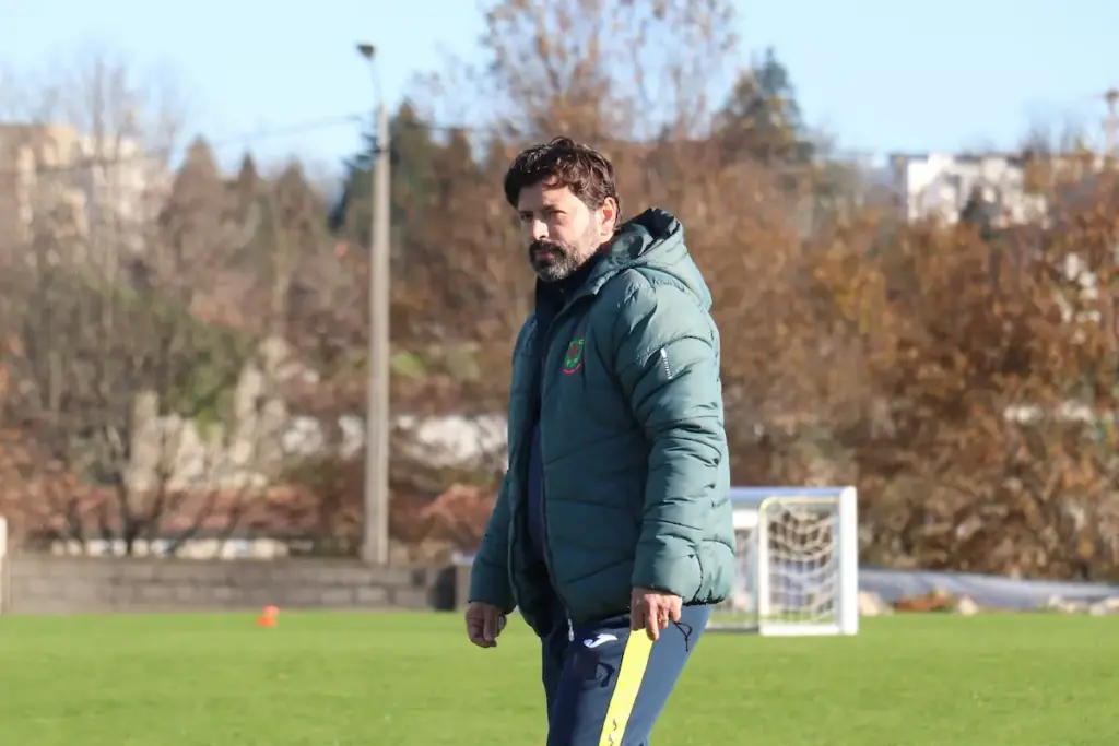 Calos Fangueiro no seu primeiro treino ao serviço do FC Paços de Ferreira.