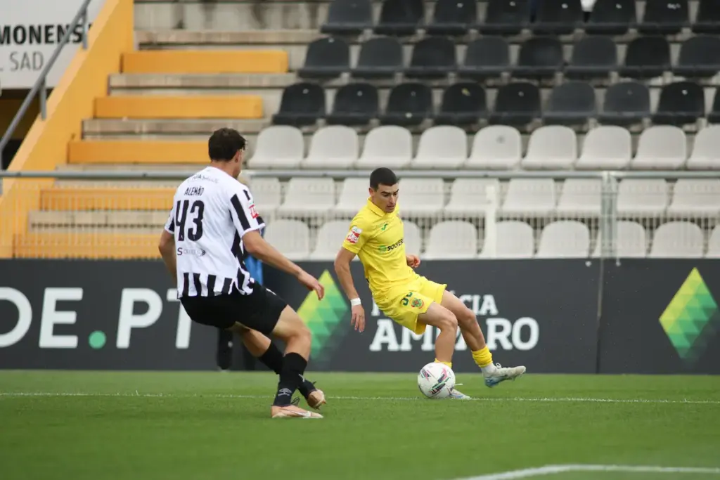 Costinha durante o jogo do FC Paços de Ferreira com o Portimonense SC, na 30ª jornada da Liga Portugal Meu Super.