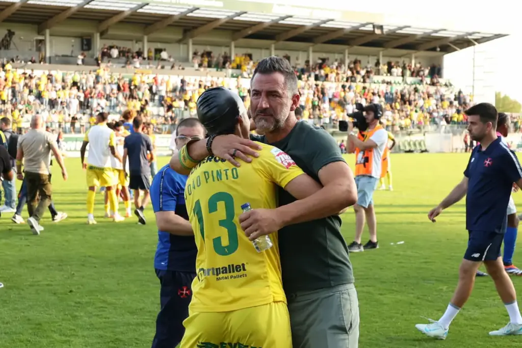 Carlos Carneiro no final do jogo do FC Paços de Ferreira com o CF "Os Belenenses" que assegurou a manutenção na Liga Portugal Meu Super.