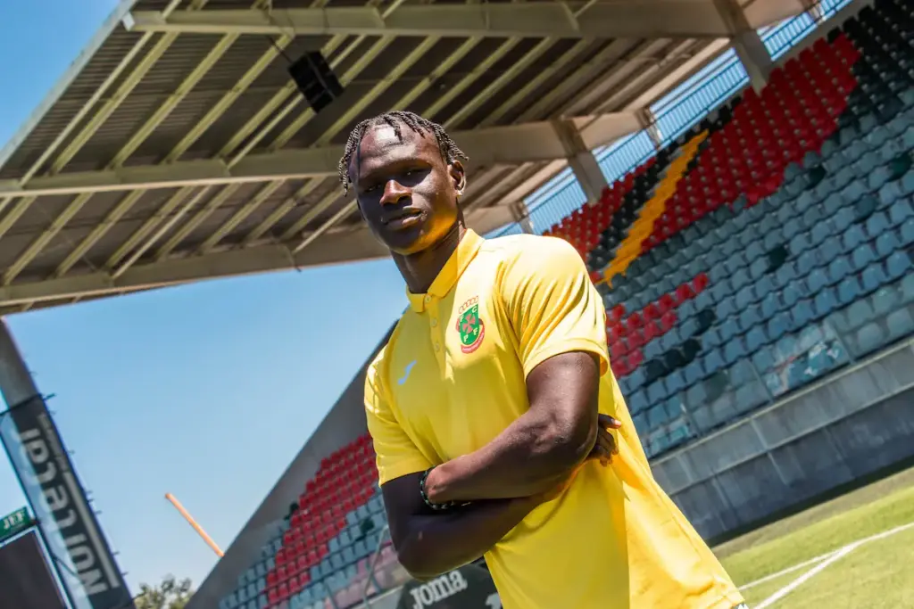 Nito Gomes, novo reforço do FC Paços de Ferreira, no Estádio Capital do Móvel.