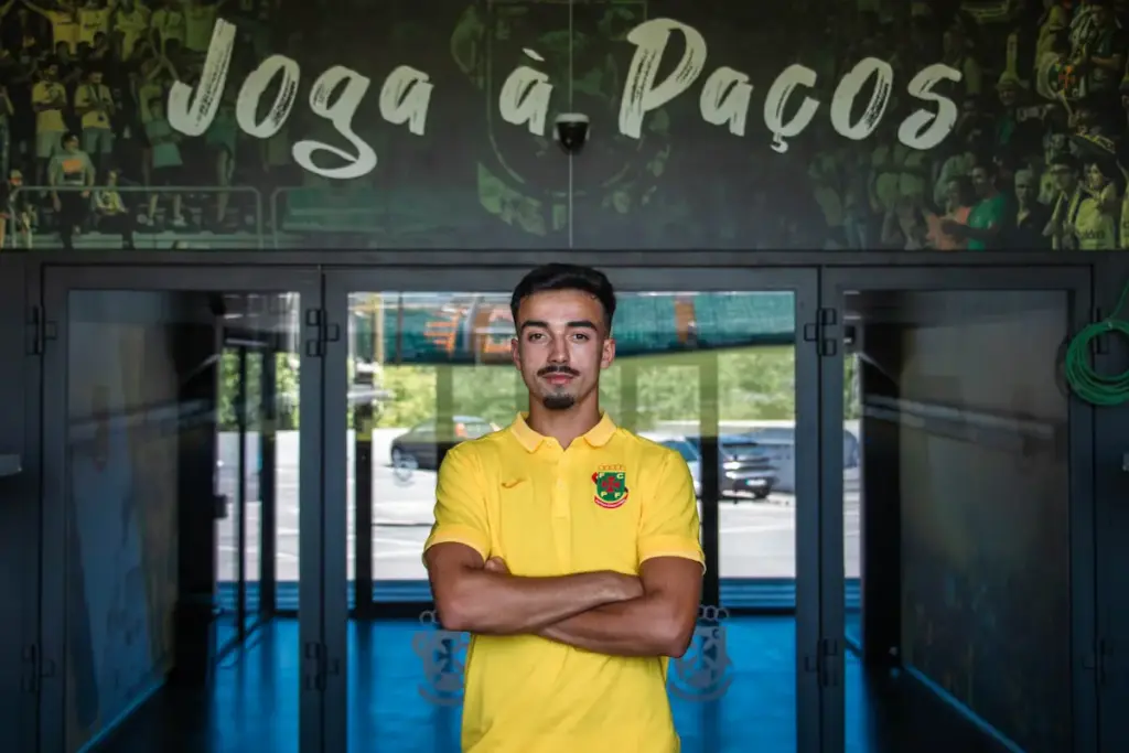 Leandro Dias, novo reforço do FC Paços de Ferreira, no Estádio Capital do Móvel.