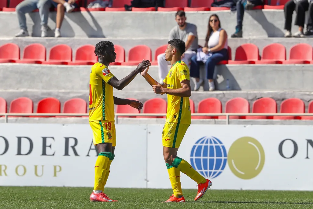 João Victor e Nito celebram o golo marcado à UD Oliveirense, na jornada 7 da Liga Portugal Meu Super.