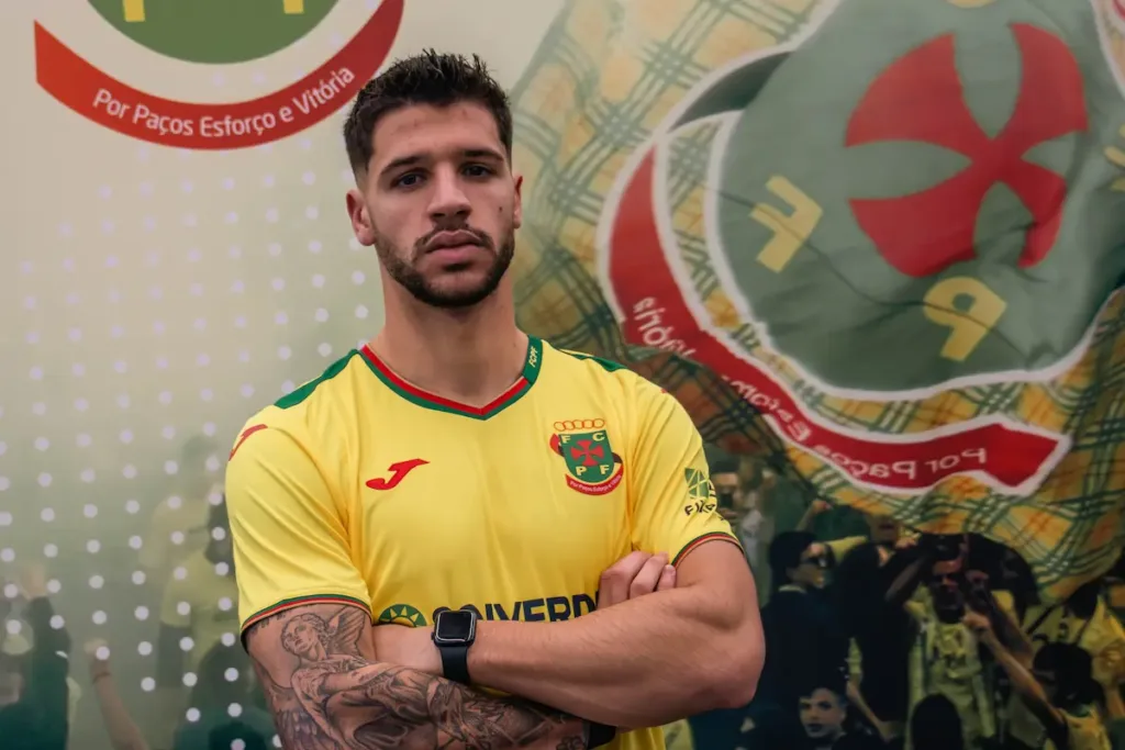 Miguel Falé, novo reforço do FC Paços de Ferreira.
