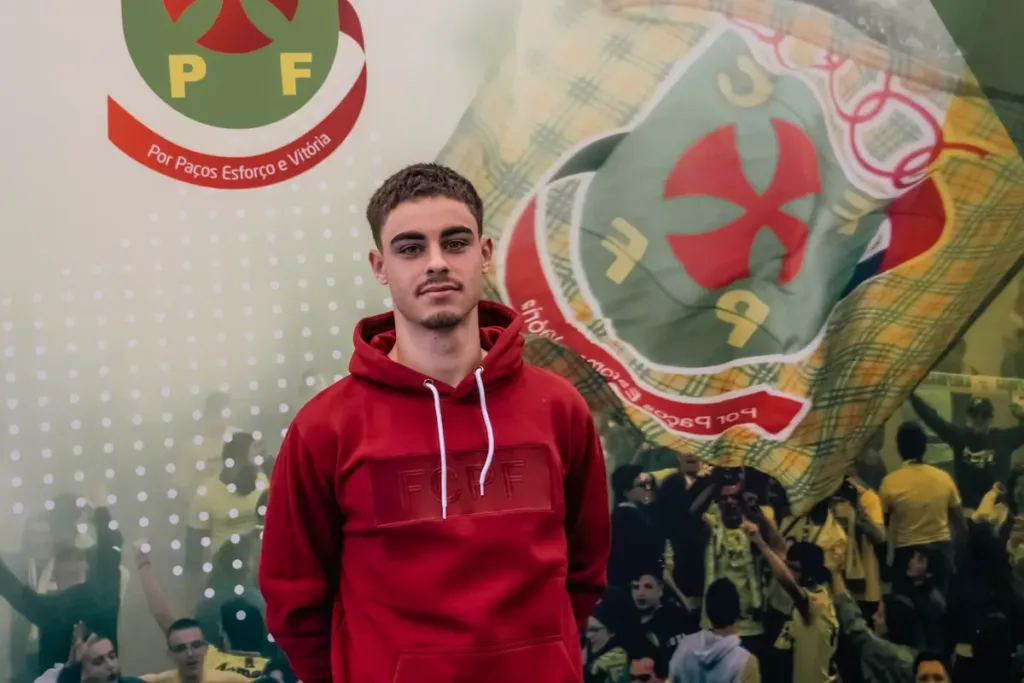 Rodrigo Duarte, novo reforço do FC Paços de Ferreira, no Estádio Capital do Móvel.