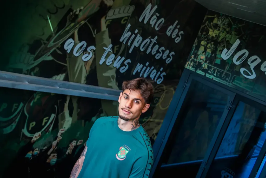 Caio Rafael no Estádio Capital do Móvel.