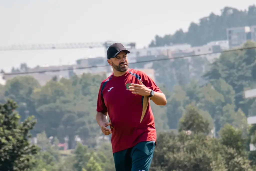 Nuno André Silva orienta um dos treinos do FC Paços de Ferreira na pré-temporada.